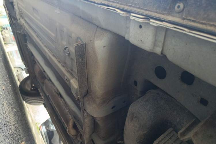 Used Dongfeng Aeolus AX5 2017 1.4T Manual Fun Edition Chassis Rear Left