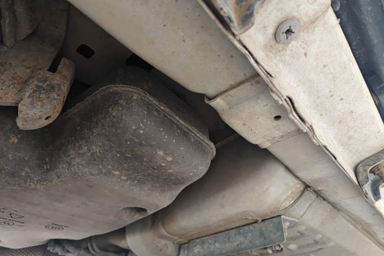 Used Dongfeng Aeolus AX5 2017 1.4T Automatic Qushang Model Chassis Rear Right