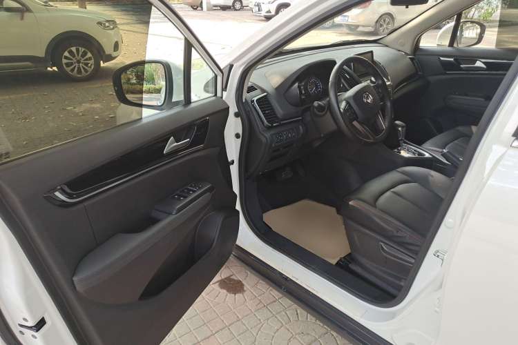 Used Dongfeng Aeolus AX5 2017 1.4T Automatic Qushang Model Driver Seat