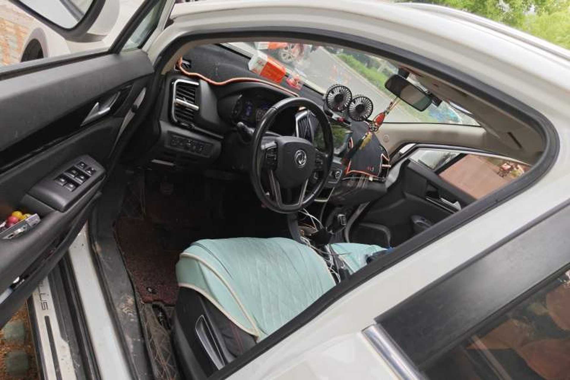 Used Dongfeng Aeolus AX5 2017 1.4T Manual Qushang Model Driver Seat