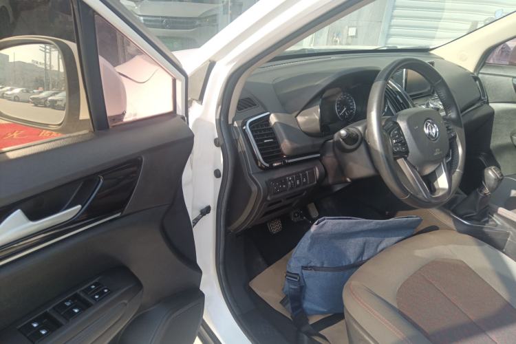 Used Dongfeng Aeolus AX5 2017 1.4T Manual Qushang Model Driver Seat