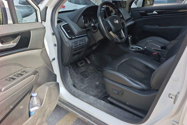 Used Dongfeng Aeolus AX5 2017 1.4T Automatic Qúzūn Model Driver Seat