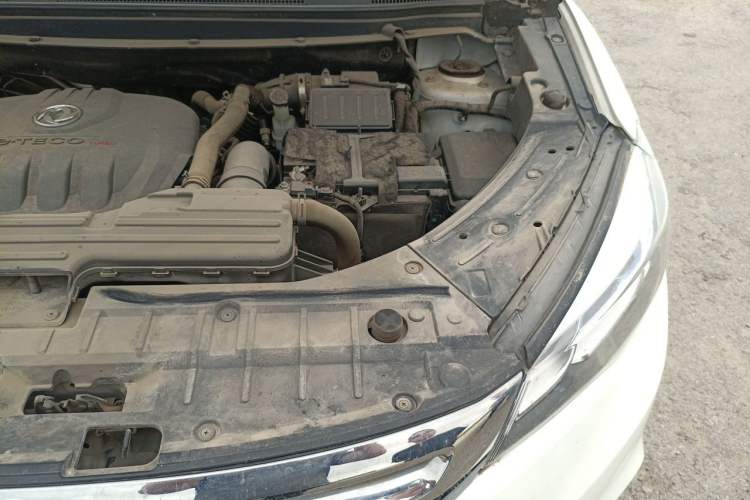 Used Dongfeng Aeolus AX5 2017 1.4T Automatic Qushang Model Engine Bay Left
