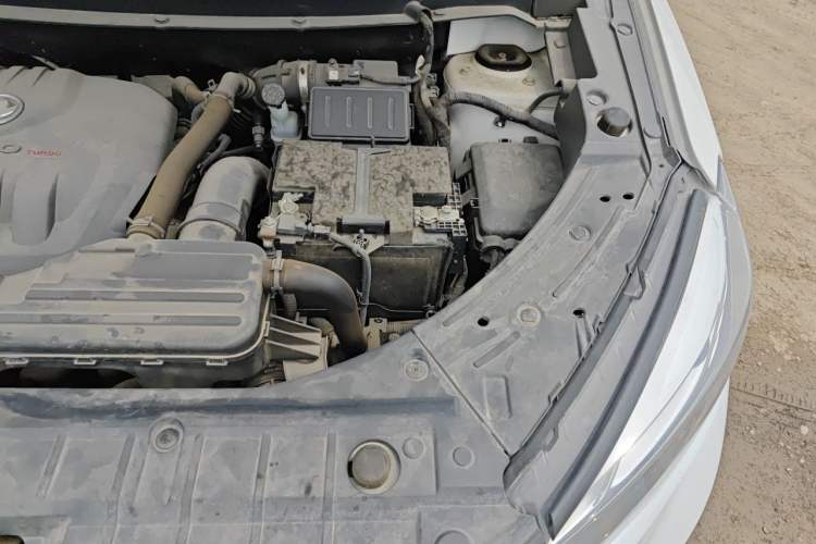Used Dongfeng Aeolus AX5 2017 1.4T Automatic Qushang Model Engine Bay Left