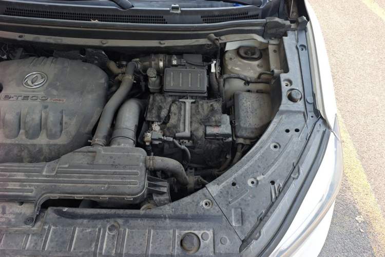 Used Dongfeng Aeolus AX5 2017 1.4T Automatic Qúzūn Model Engine Bay Left