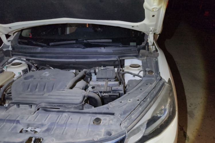 Used Dongfeng Aeolus AX5 2017 1.4T Automatic Qushang Model Engine Bay Left
