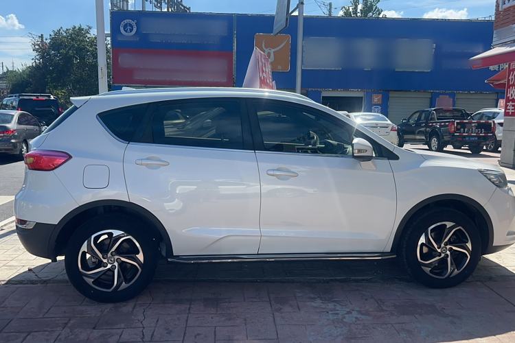 Used Dongfeng Aeolus AX5 2017 1.4T Automatic Qushang Model Exterior 2