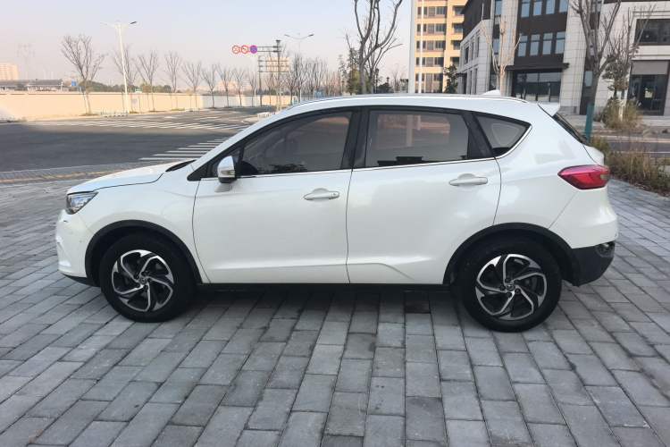 Used Dongfeng Aeolus AX5 2017 1.4T Manual Qushang Model Exterior 5