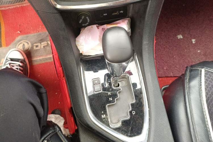 Used Dongfeng Aeolus AX5 2017 1.4T Automatic Qushang Model Gear Lever