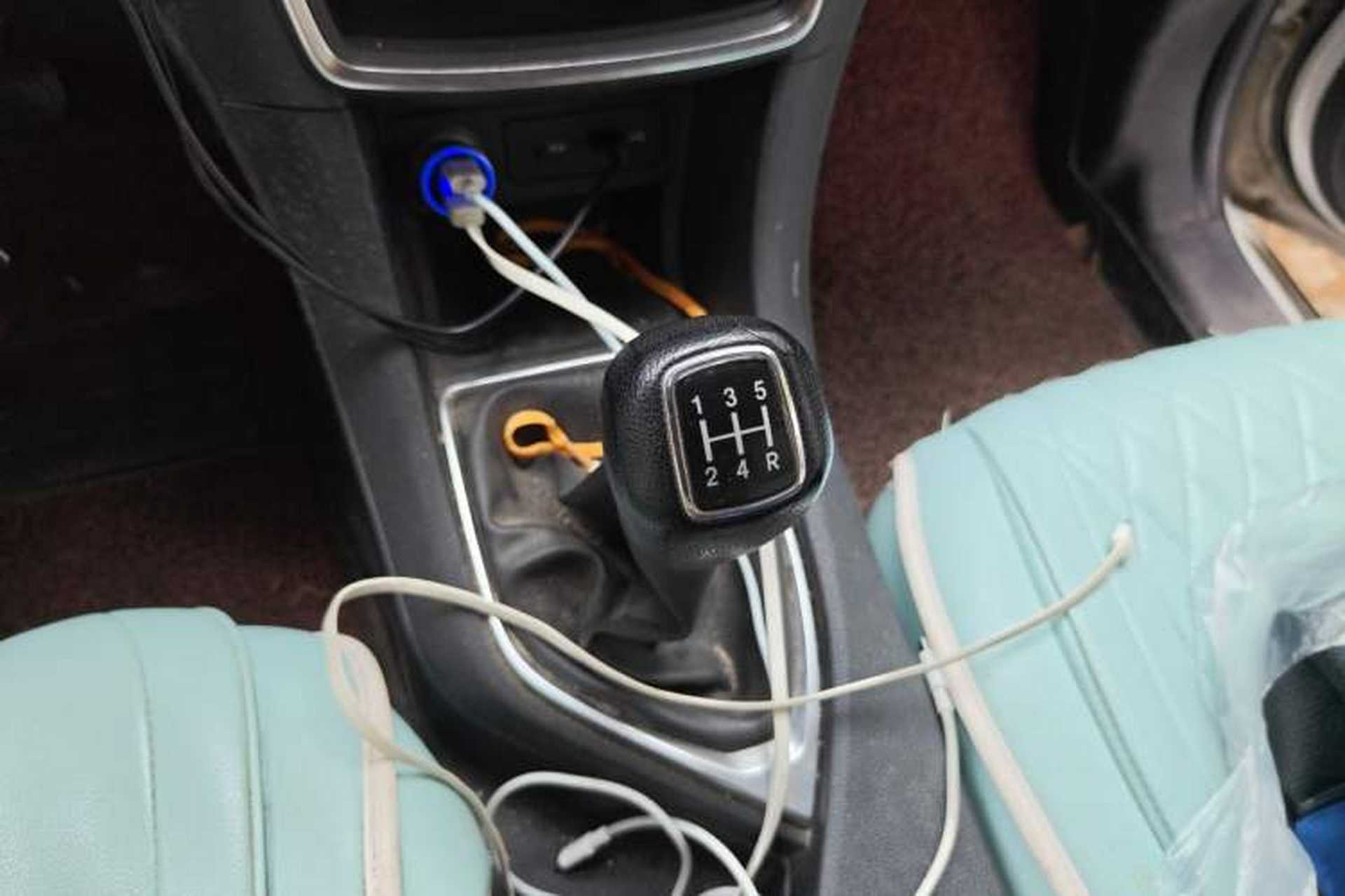 Used Dongfeng Aeolus AX5 2017 1.4T Manual Qushang Model Gear Lever