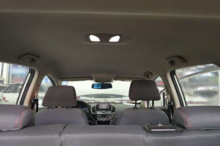 Used Dongfeng Aeolus AX5 2017 1.4T Automatic Qushang Model Headliner