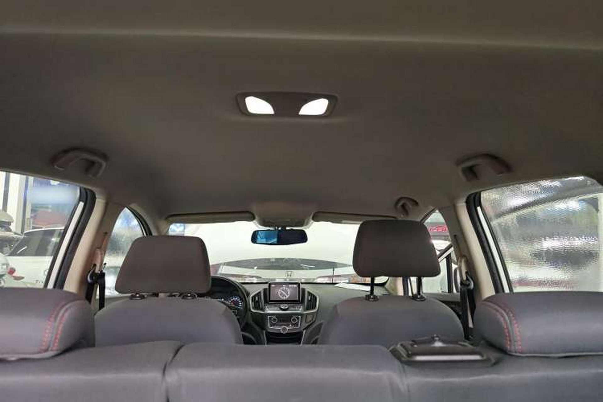 Used Dongfeng Aeolus AX5 2017 1.4T Automatic Qushang Model Headliner