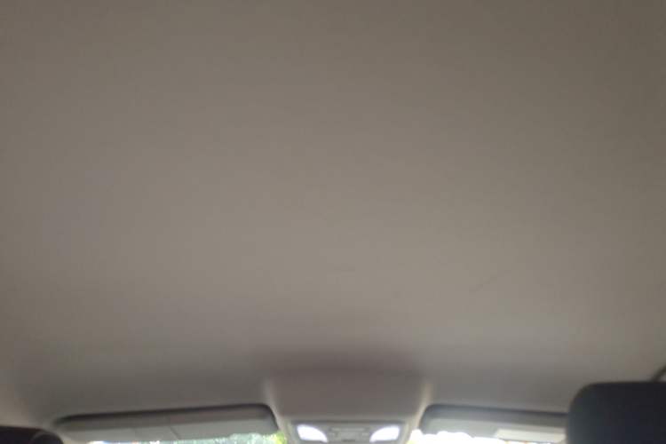 Used Dongfeng Aeolus AX5 2017 1.4T Automatic Qushang Model Headliner