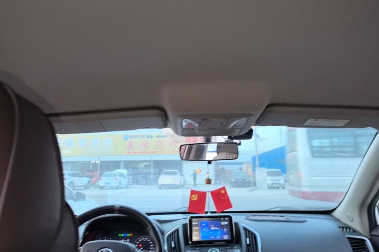 Used Dongfeng Aeolus AX5 2017 1.4T Automatic Qushang Model Headliner
