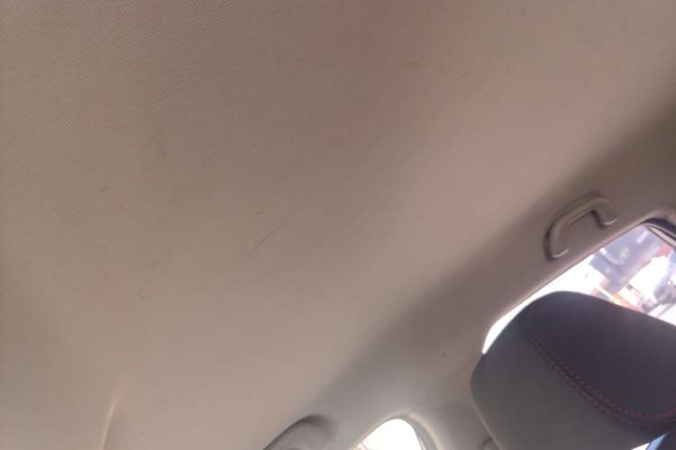 Used Dongfeng Aeolus AX5 2017 1.4T Manual Qushang Model Headliner