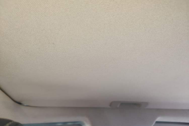 Used Dongfeng Aeolus AX5 2017 1.4T Manual Fun Edition Headliner