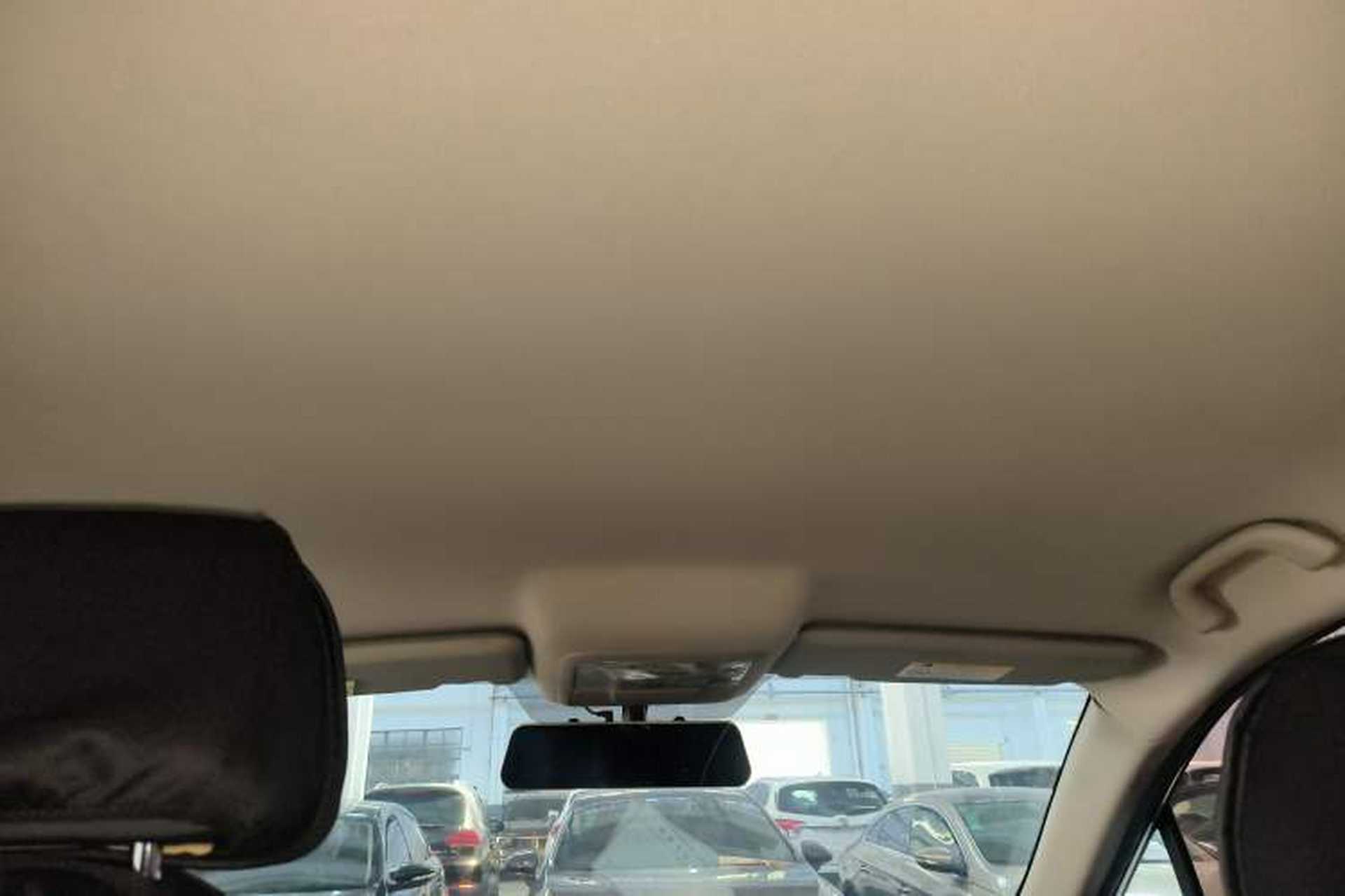 Used Dongfeng Aeolus AX5 2017 1.4T Manual Qushang Model Headliner