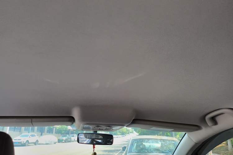 Used Dongfeng Aeolus AX5 2017 1.4T Manual Qushang Model Headliner