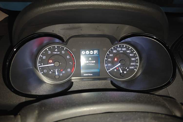 Used Dongfeng Aeolus AX5 2017 1.4T Automatic Quyue Model Instrument Cluster