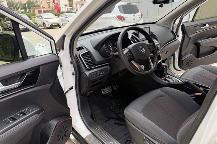 Used Dongfeng Aeolus AX5 2017 1.4T Automatic Qushang Model Interior 2