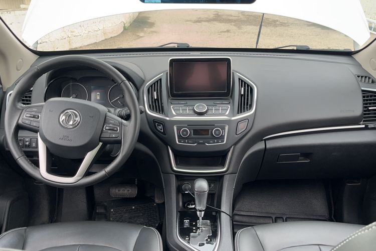 Used Dongfeng Aeolus AX5 2017 1.4T Automatic Fun Edition Interior 3
