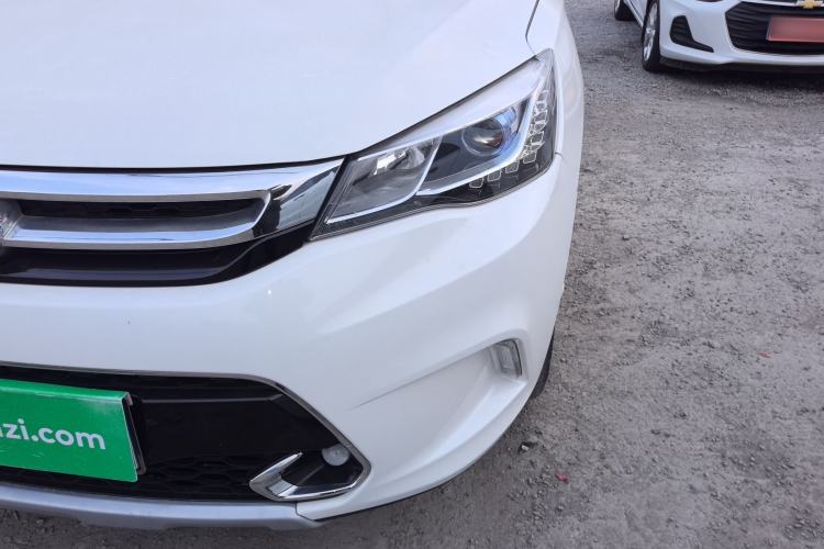Used Dongfeng Aeolus AX5 2017 1.4T Automatic Qushang Model Left Front Headlight