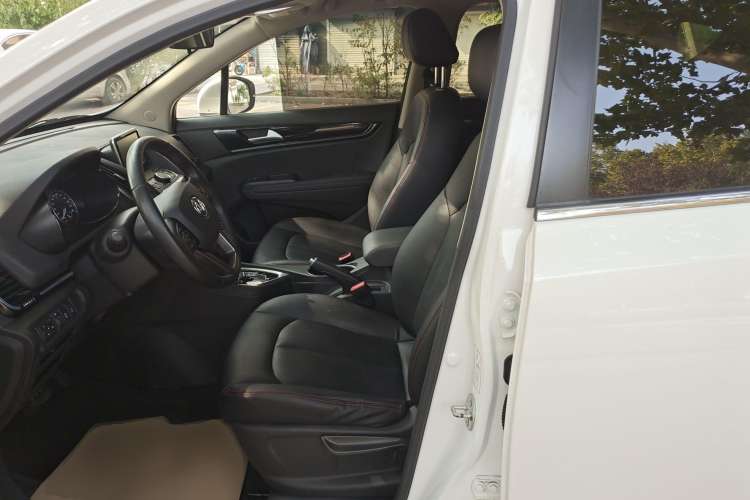 Used Dongfeng Aeolus AX5 2017 1.4T Automatic Qushang Model Left Front Seat