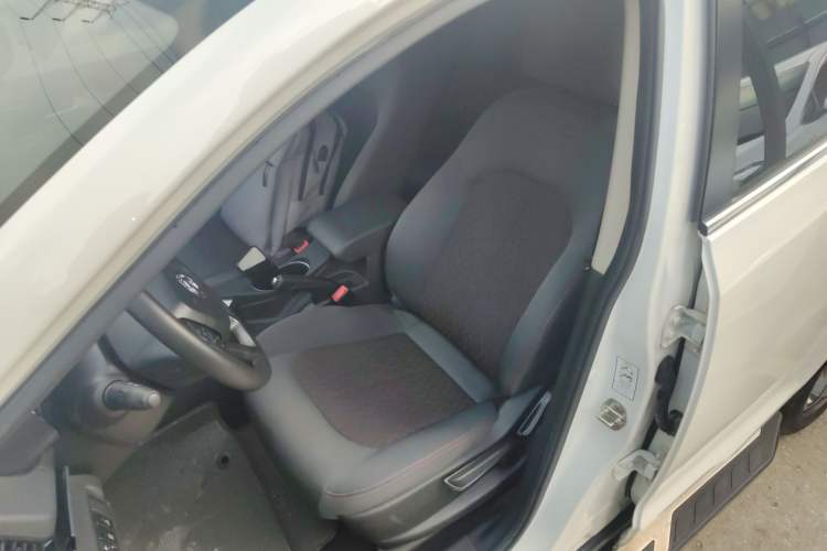 Used Dongfeng Aeolus AX5 2017 1.4T Automatic Qushang Model Left Front Seat