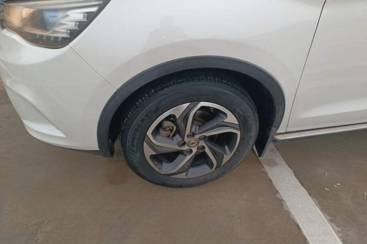 Used Dongfeng Aeolus AX5 2017 1.4T Automatic Qushang Model Left Front Wheel Hub
