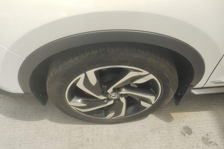 Used Dongfeng Aeolus AX5 2017 1.4T Automatic Fun Edition Left Front Wheel Hub