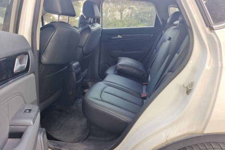 Used Dongfeng Aeolus AX5 2017 1.4T Automatic Fun Edition Left Rear Seat