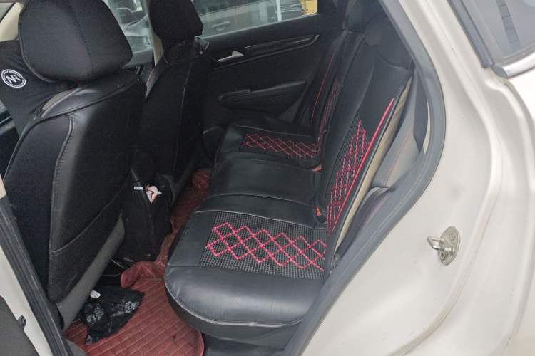 Used Dongfeng Aeolus AX5 2017 1.4T Automatic Qushang Model Left Rear Seat
