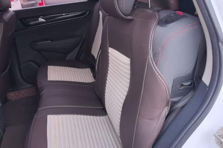 Used Dongfeng Aeolus AX5 2017 1.4T Automatic Qushang Model Left Rear Seat