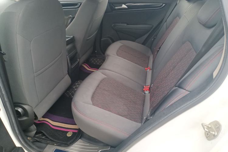 Used Dongfeng Aeolus AX5 2017 1.4T Automatic Qushang Model Left Rear Seat