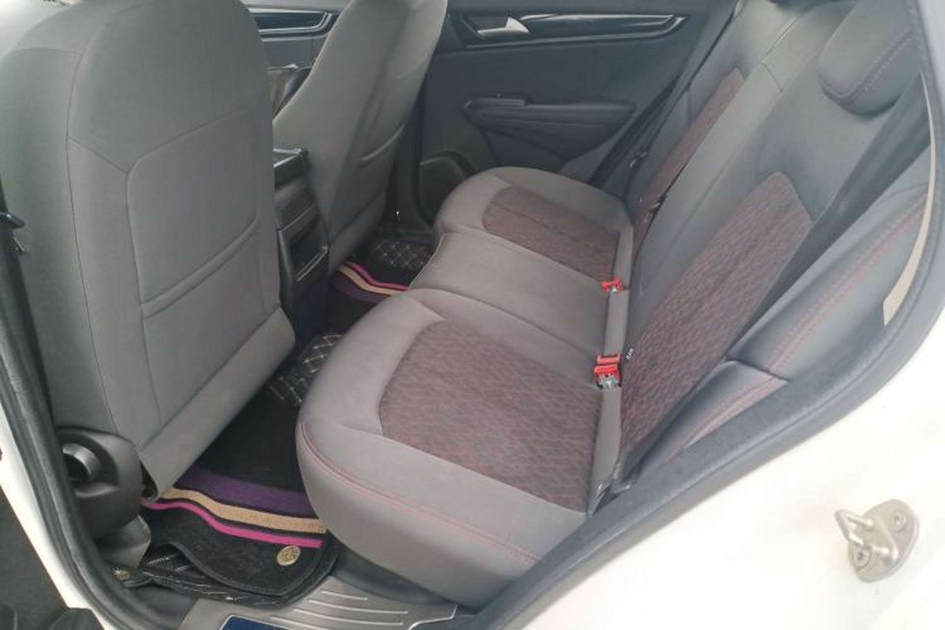 Used Dongfeng Aeolus AX5 2017 1.4T Automatic Qushang Model Left Rear Seat
