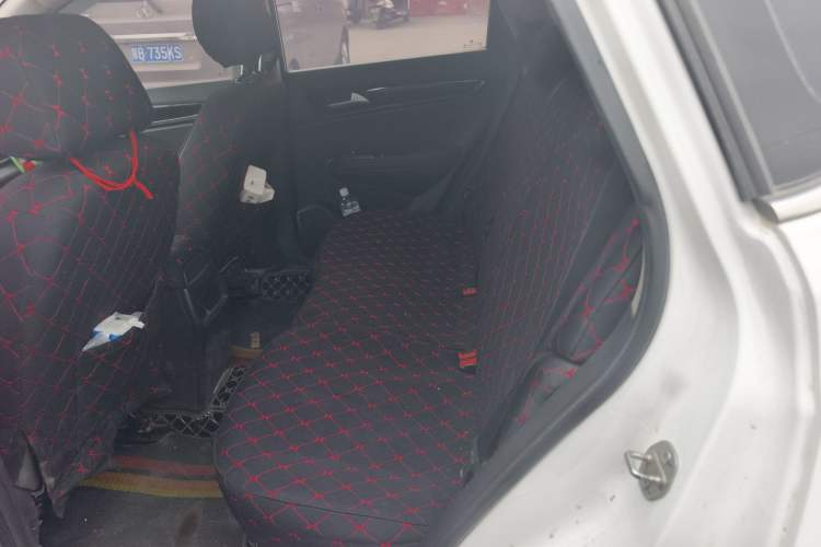 Used Dongfeng Aeolus AX5 2017 1.4T Manual Qushang Model Left Rear Seat