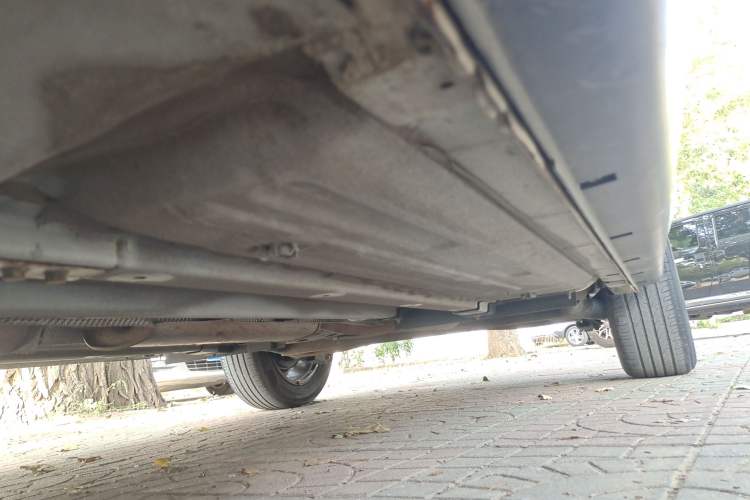 Used Dongfeng Aeolus AX5 2017 1.4T Automatic Qushang Model Left Side Sill
