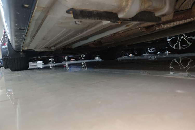 Used Dongfeng Aeolus AX5 2017 1.4T Automatic Quyue Model Left Side Sill