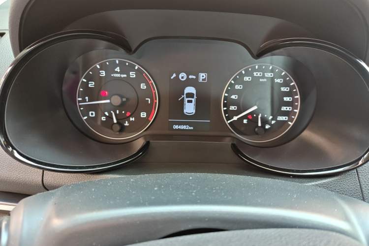 Used Dongfeng Aeolus AX5 2017 1.4T Automatic Qushang Model Odometer Close Up