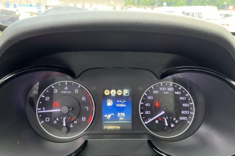 Used Dongfeng Aeolus AX5 2017 1.4T Automatic Quyue Model Odometer Close Up