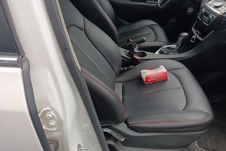Used Dongfeng Aeolus AX5 2017 1.4T Automatic Qushang Model Right Front Seat
