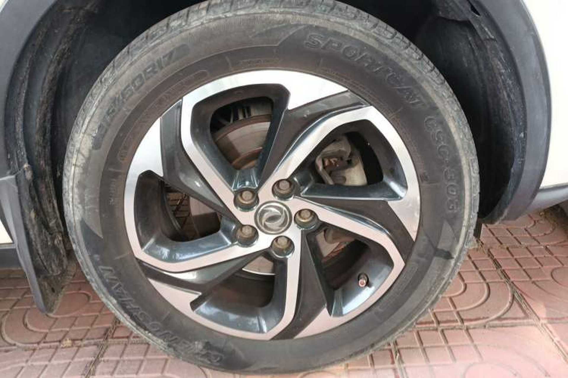Used Dongfeng Aeolus AX5 2017 1.4T Manual Qushang Model Right Front Wheel Hub
