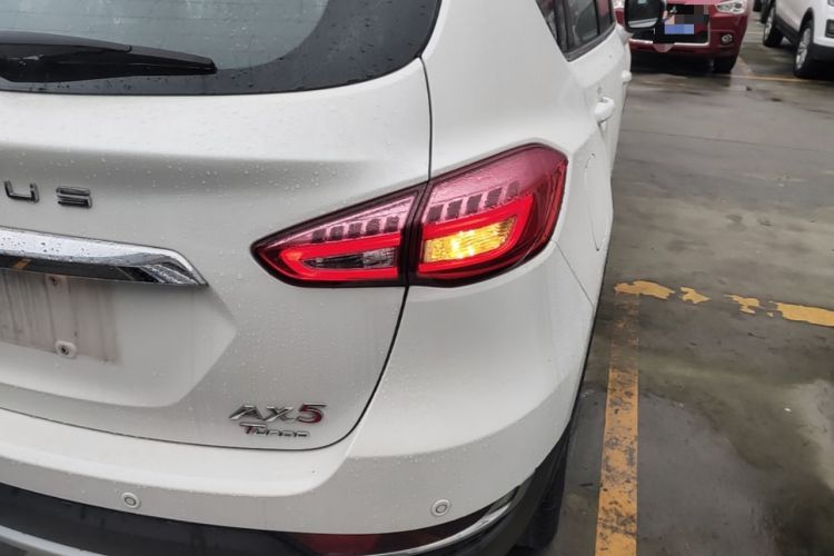 Used Dongfeng Aeolus AX5 2017 1.4T Automatic Quyue Model Right Rear Taillight