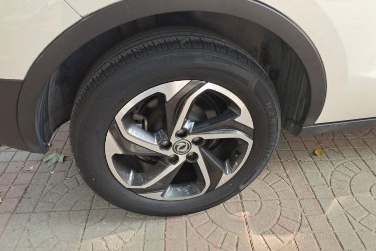 Used Dongfeng Aeolus AX5 2017 1.4T Automatic Qushang Model Right Rear Wheel Hub