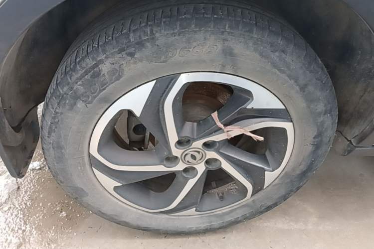 Used Dongfeng Aeolus AX5 2017 1.4T Automatic Qushang Model Right Rear Wheel Hub