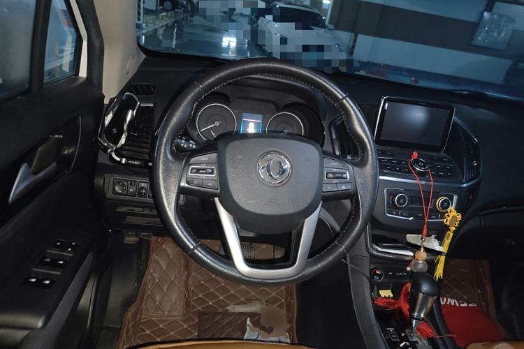 Used Dongfeng Aeolus AX5 2017 1.4T Automatic Quyue Model Steering Wheel