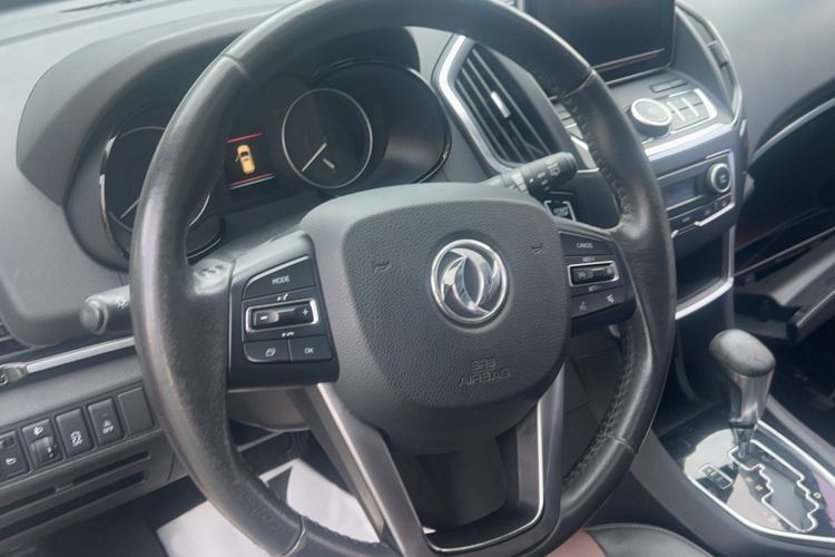 Used Dongfeng Aeolus AX5 2017 1.4T Automatic Quyue Model Steering Wheel