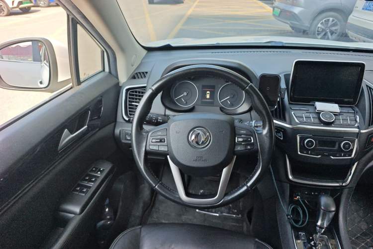 Used Dongfeng Aeolus AX5 2017 1.4T Automatic Qúzūn Model Steering Wheel