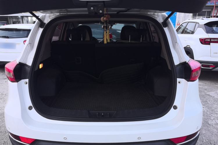 Used Dongfeng Aeolus AX5 2017 1.4T Automatic Qushang Model Trunk