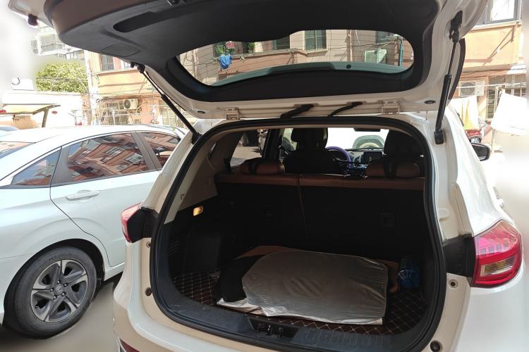 Used Dongfeng Aeolus AX5 2017 1.4T Automatic Qushang Model Trunk